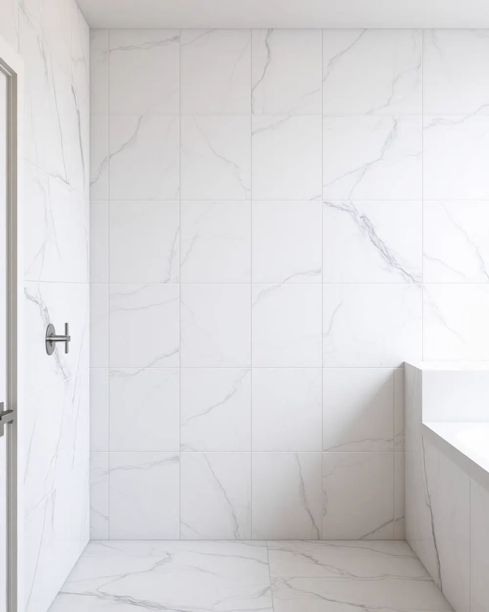 Rivestimento a parete in gres effetto marmo in un bagno moderno (immagine dimostrativa)