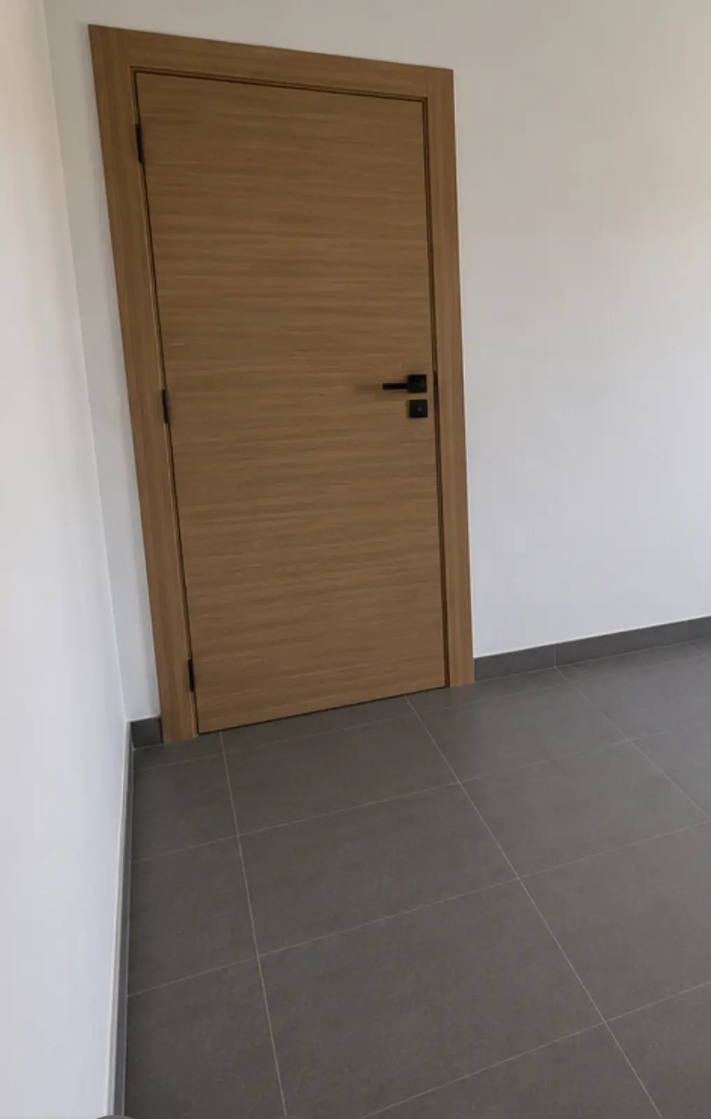 Weiße Innentür montiert Teneriffa Weiße Innentür montiert Teneriffa