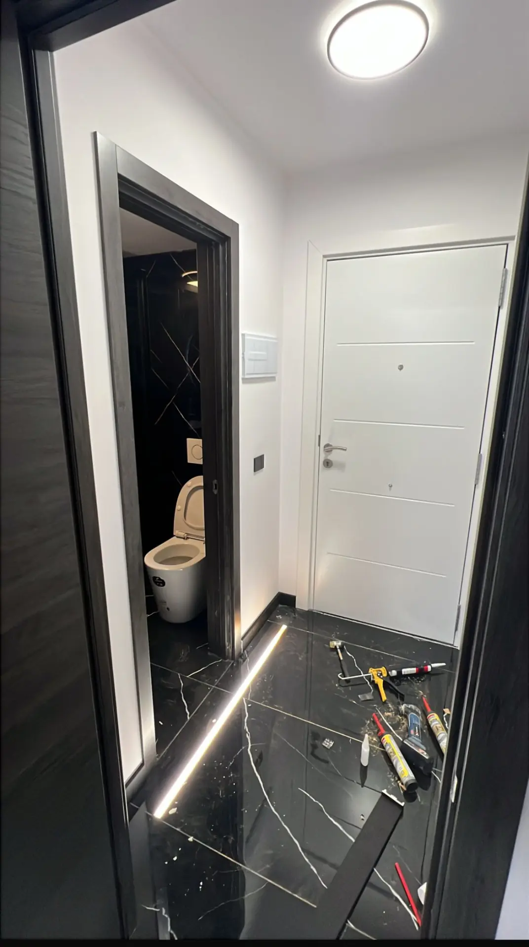 Bagno marmo nero Tenerife