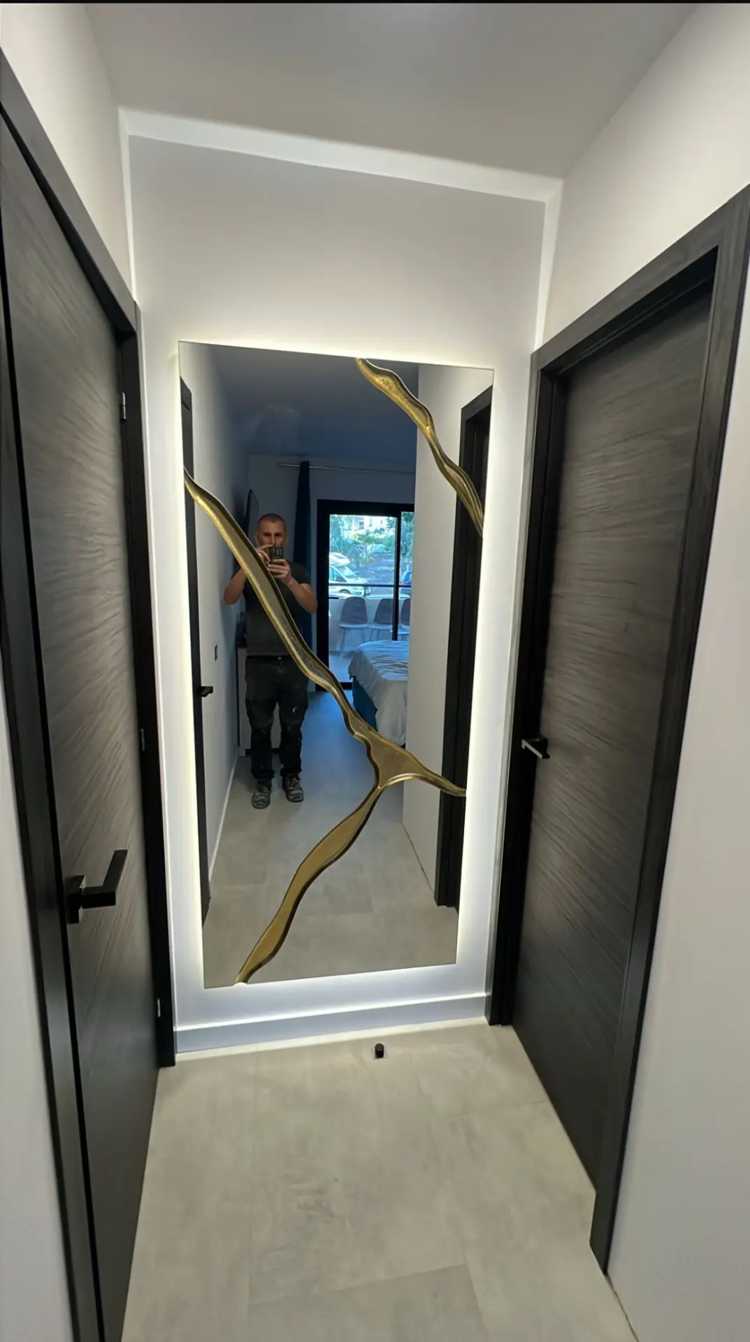 Specchio LED decorativo